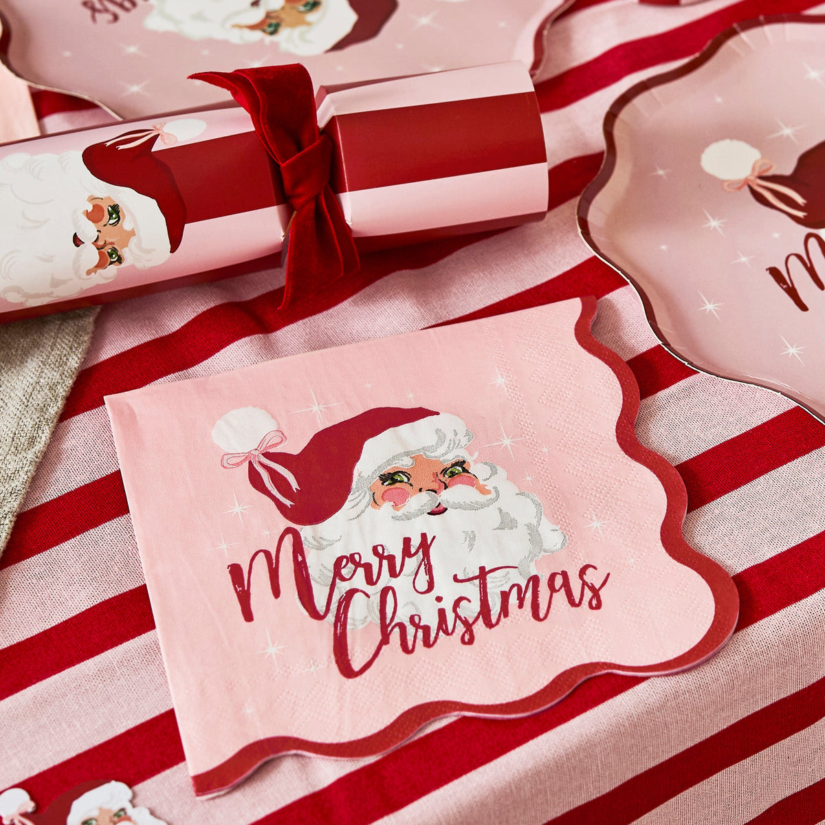 Vintage Santa Paper Napkins - Pack of 16 Paper Napkins Vintage Santa Paper Napkins - Pack of 16
