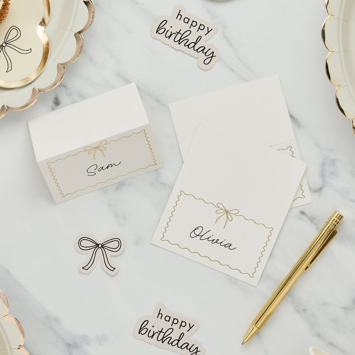 White & Gold Wavy Edge Bow Place Cards x 8 place cards White & Gold Wavy Edge Bow Place Cards x 8