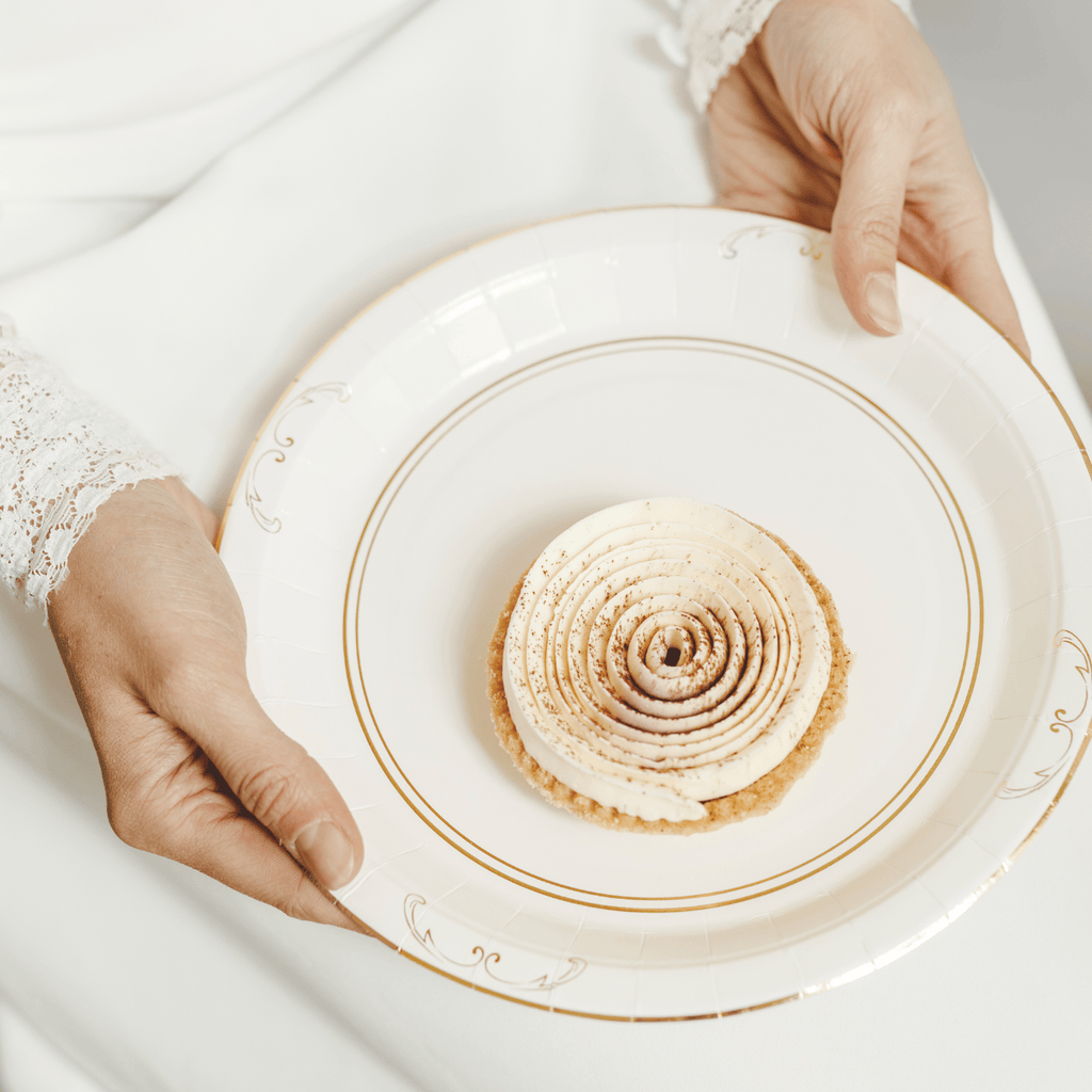 White Lace Style Large Paper Plates x 6 - Lace Tablescapes Disposable Plates White Lace Style Large Paper Plates x 6